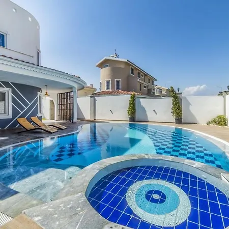 Extraordinary Vill 4* Belek